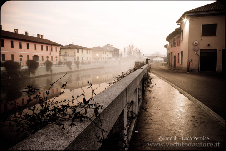 *NONSOLOFOTO* – “Il Mattino del Silenzioso Inverno” – Gaggiano (MI) Fotografia di © Luca Pernice